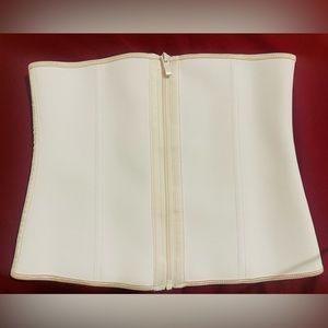 Yianna Latex Waist Trainer